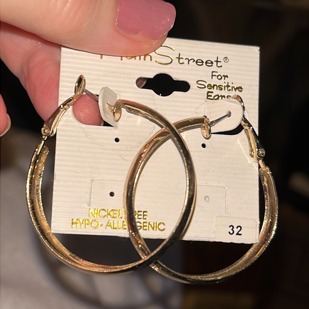 ❤️ 5 for $15 Gold Hoop Earrings for Sensitive Ears